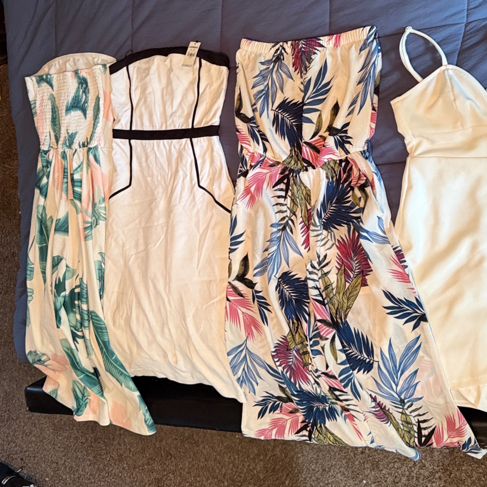 Express Black and White Tag